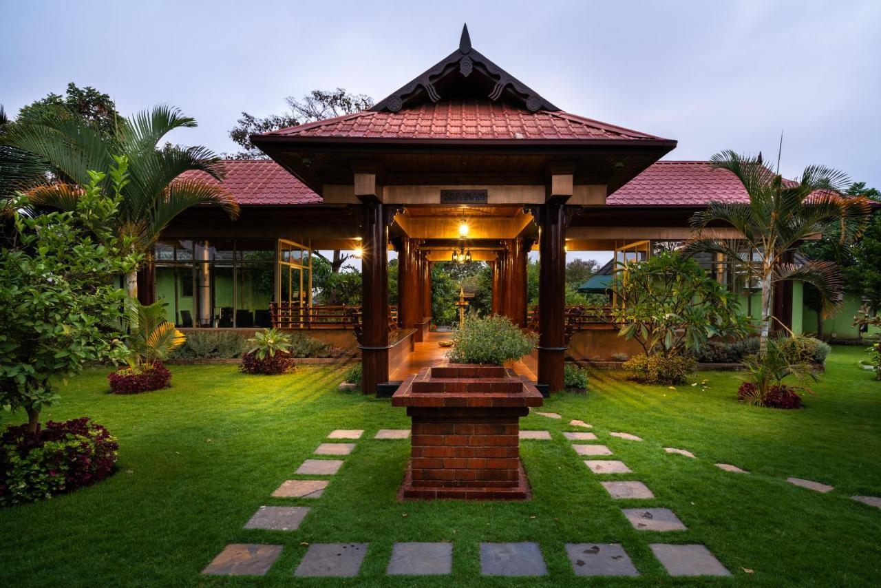 Fun Retreat Resort, Hotel And Ayurveda Spa Аруша Екстериор снимка