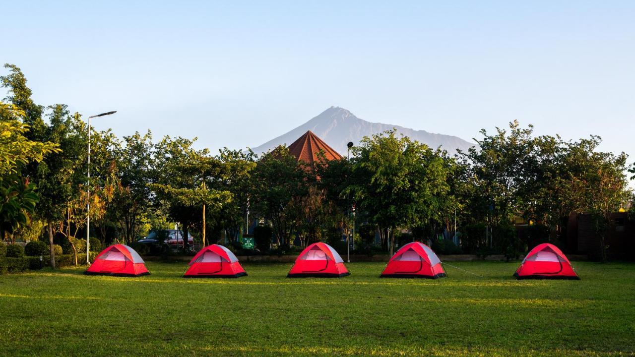 Fun Retreat Resort, Hotel And Ayurveda Spa Аруша Екстериор снимка
